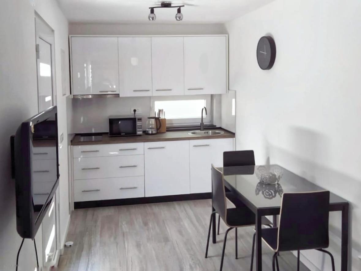 Apartments Dora 2 Bibinje Ngoại thất bức ảnh